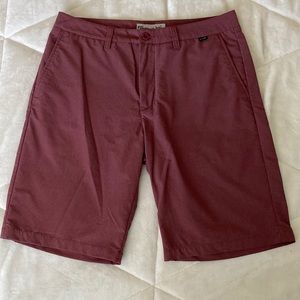Travis Mathew shorts in great condition